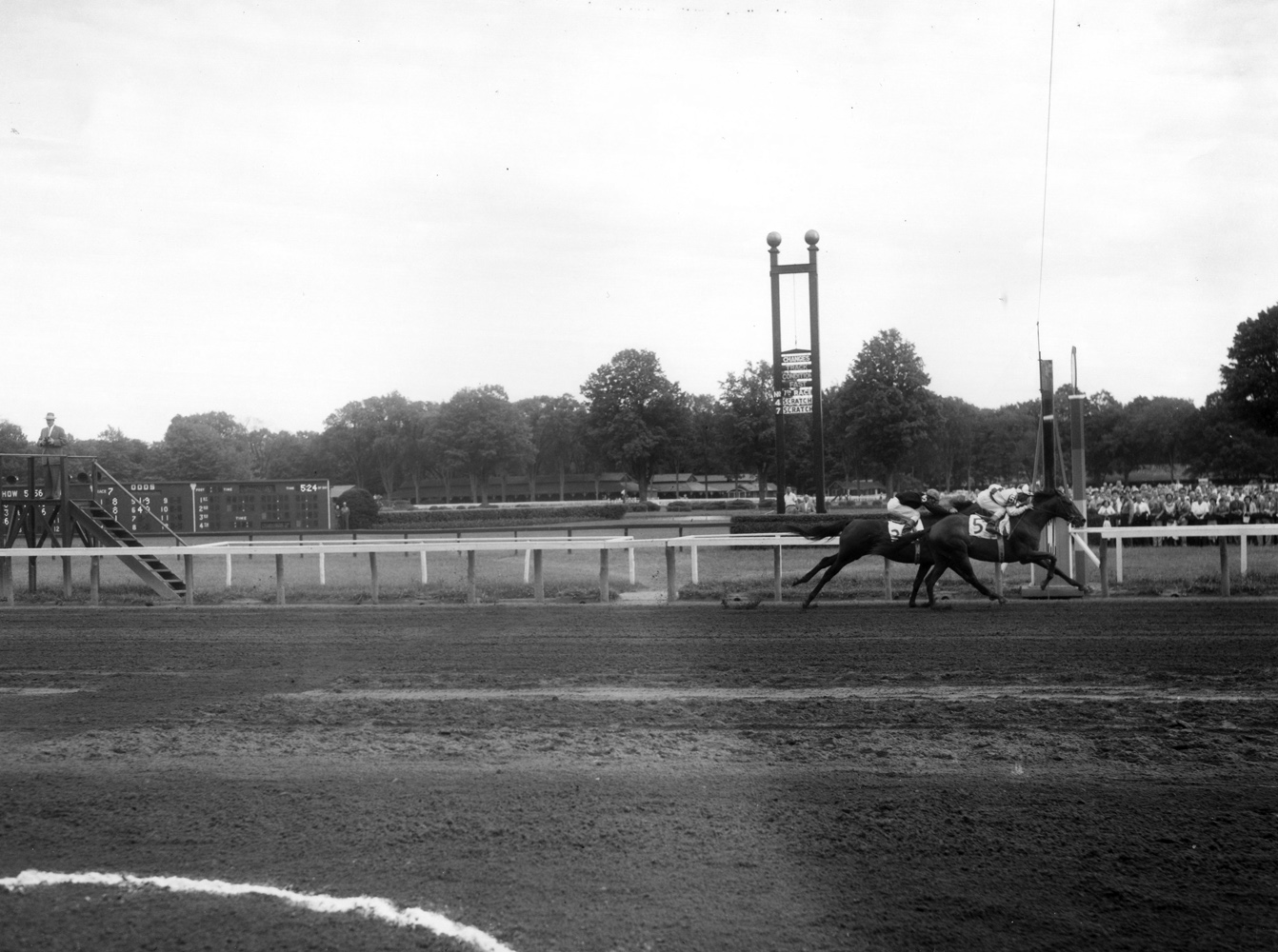 Gallant Man (Bill Shoemaker up) winning the 1957 Travers Stakes at Saratoga (Keeneland Library Morgan Collection/Museum Collection)