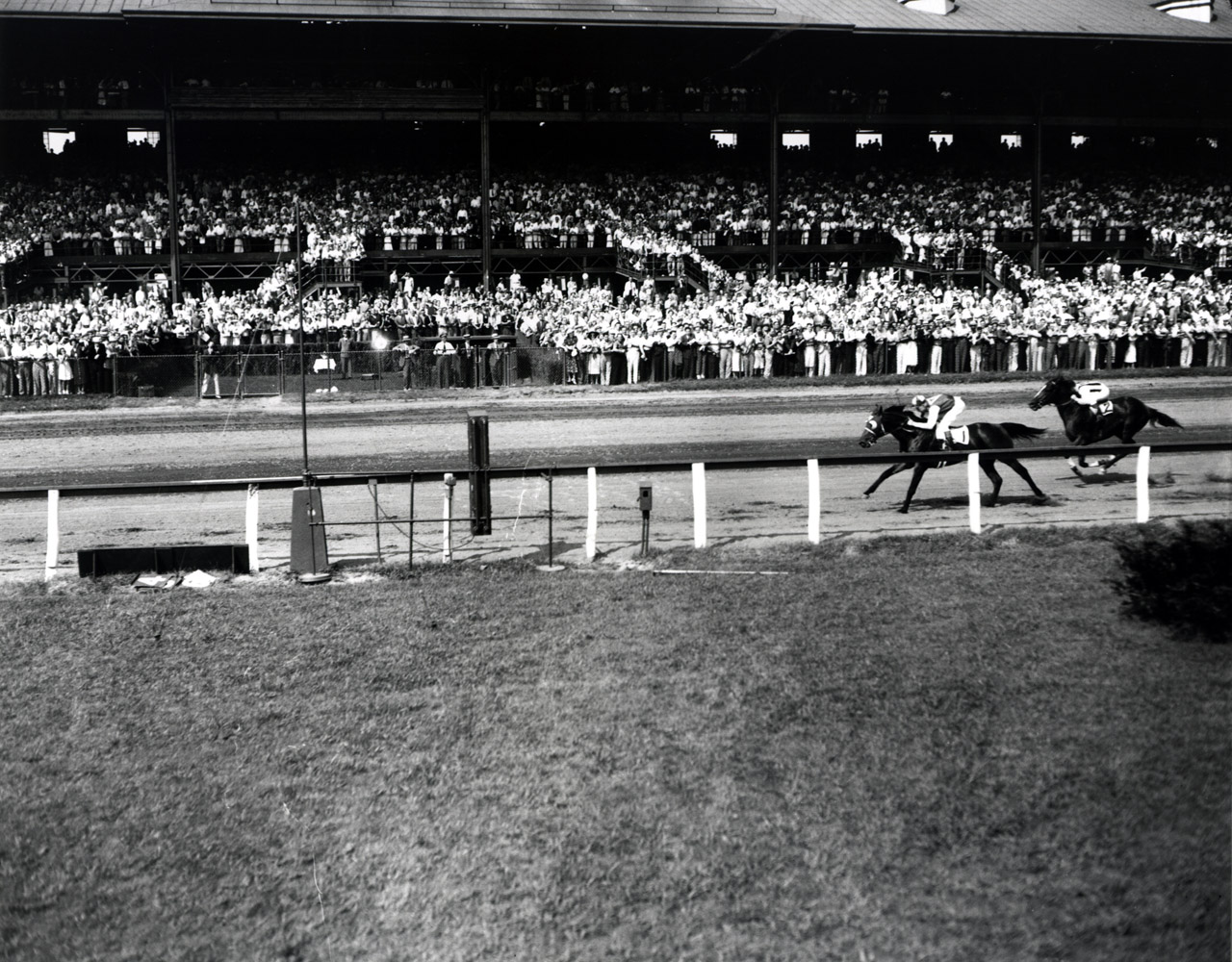 Seabiscuit (Red Pollard up) winning the 1937 Butler Handicap at Empire City (Museum Collection)