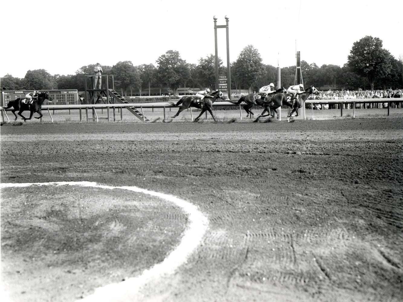 Sword Dancer (Manuel Ycaza up) winning the 1959 Travers at Saratoga (Keeneland Library Morgan Collection/Museum Collection)