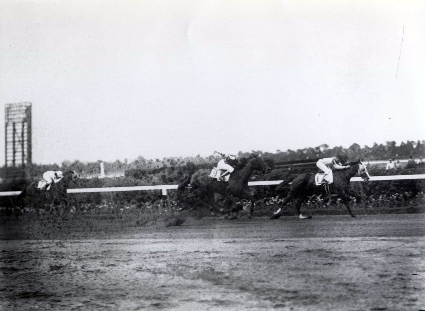 Top Flight (Raymond Workman up) winning the 1932 Coaching Club American Oaks at Belmont (Keeneland Library Cook Collection/Museum Collection)