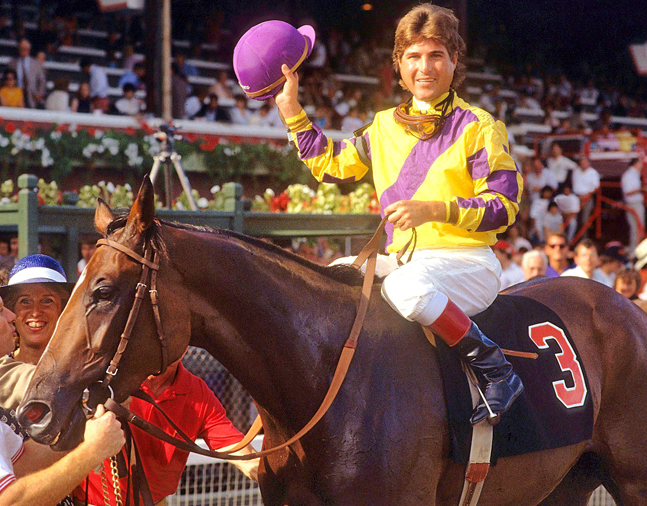 Go for Wand, Randy Romero up, after winning the 1989 Alabama Stakes at Saratoga (Tom Killips)