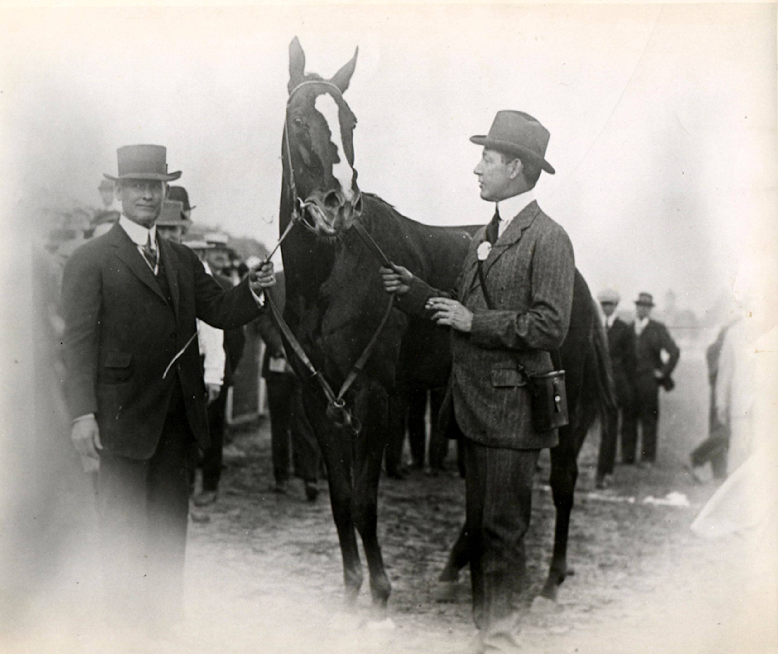 Regret with trainer James Rowe and owner Harry Payne Whitney (Museum Collection)