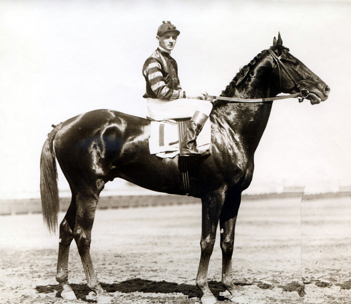 Clarence Kummer on Man o' War, 1920 (C. C. Cook/Museum Collection)