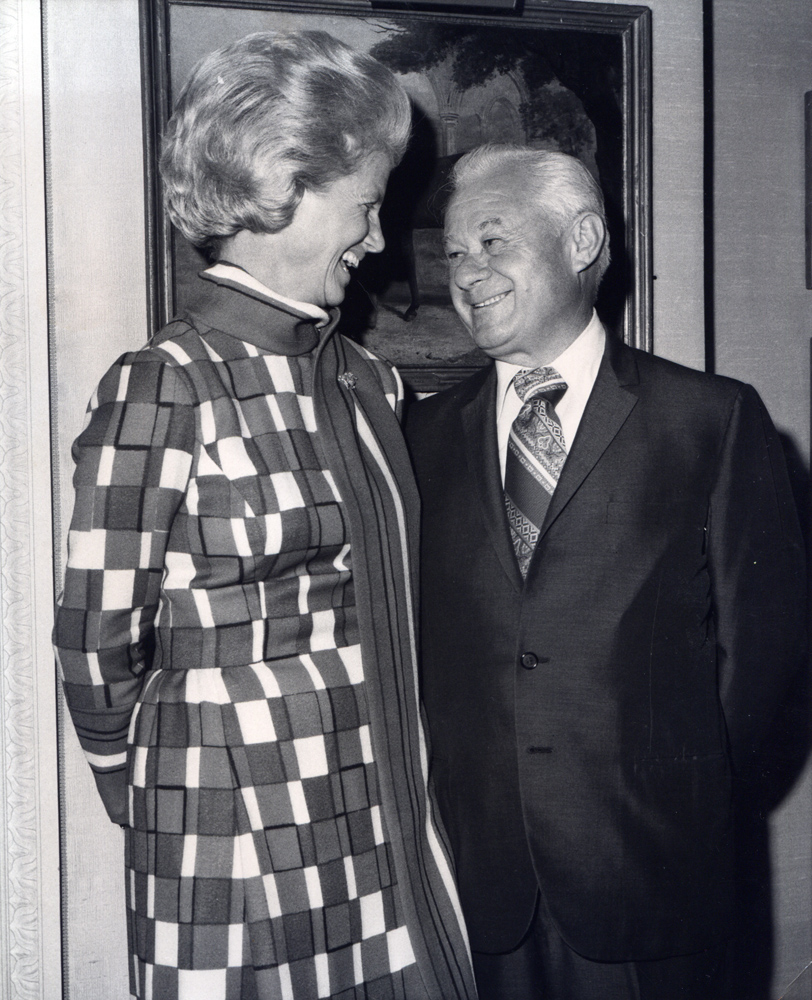 Penny Chenery with trainer Lucien Laurin (Museum Collection)