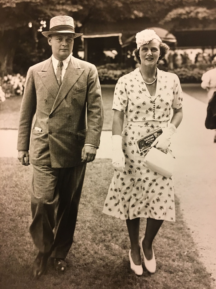 Mr. and Mrs. Ogden Phipps in 1937 (Keeneland Library Morgan Collection)