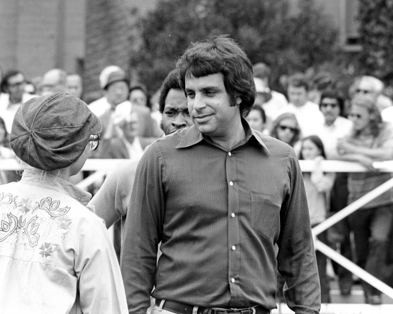Bobby Frankel in the Del Mar paddock, August 1973 (Bill Mochon/Museum Collection)